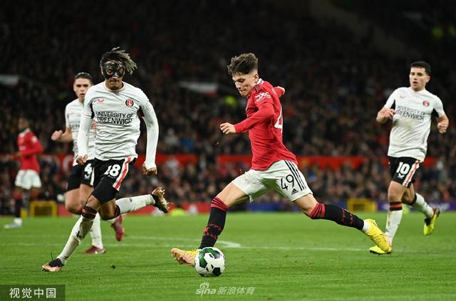 凭借敏捷的 凭借敏捷的