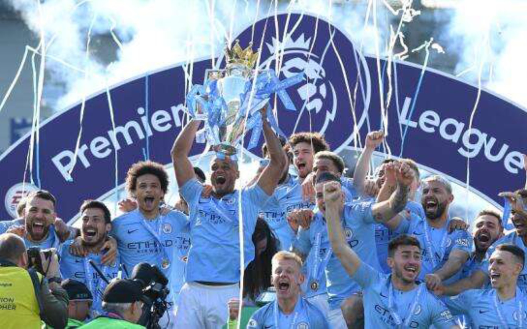 汤普森等人 汤普森等人